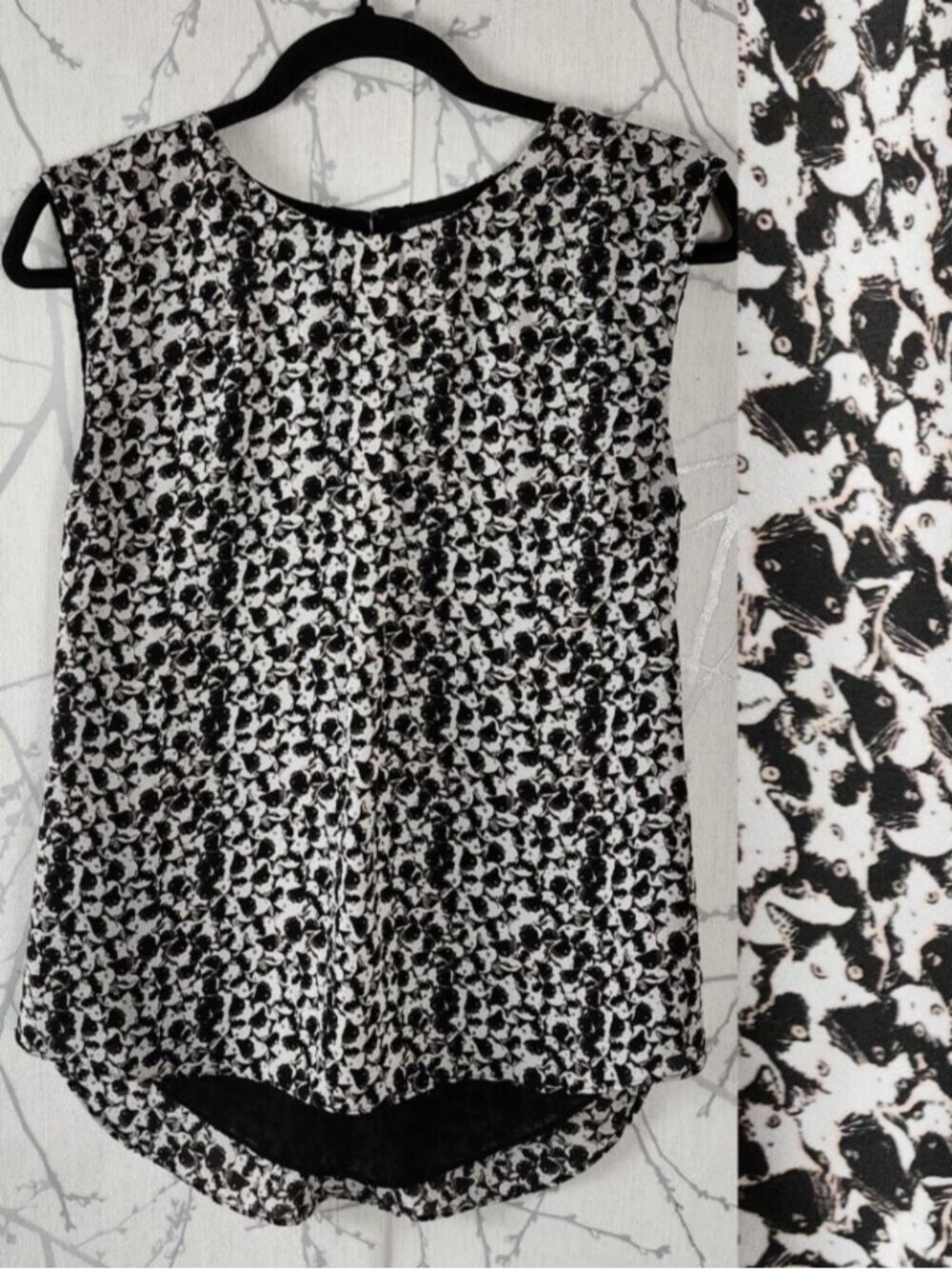 RW & Co Cats Printed Chiffon Round Neck Tank